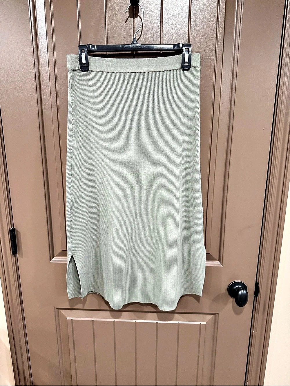 Whistles Ribbed Midi Skirt in Green Like New